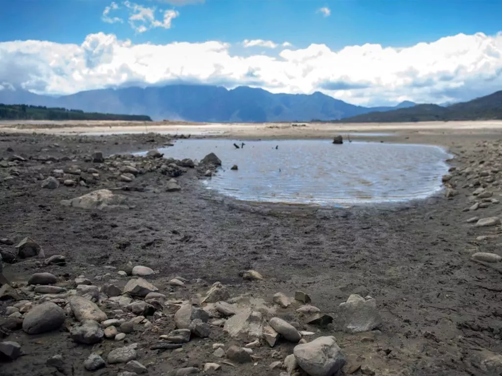 cape-towns-water-crisis-what-you-need-to-know-300x120