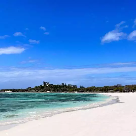 Exploring Madagascar with Nanan Travel - Madagascar Beach Zambia - Accommodation Zambia