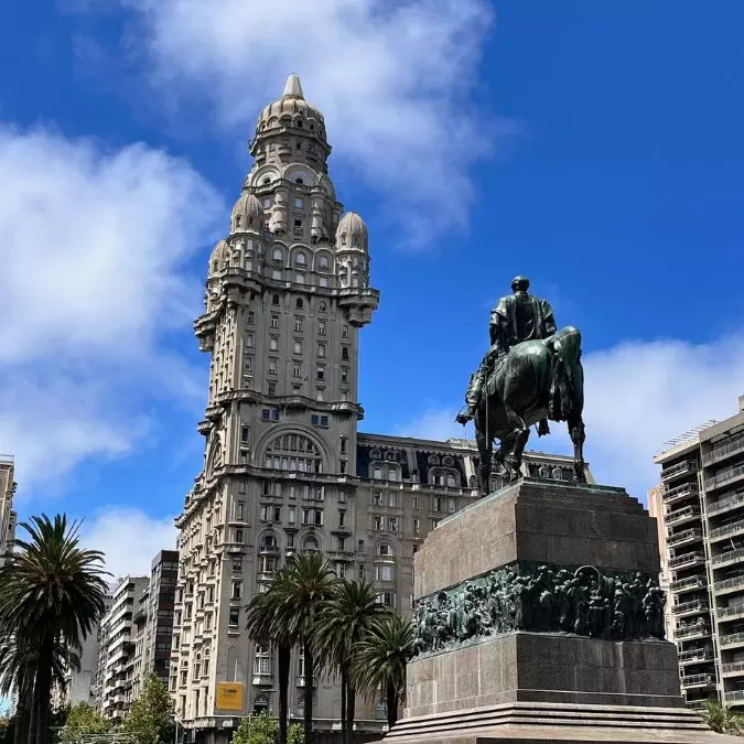 Montevideo with German of Nanan travel Zambia - Victoria Falls - Devil's Pool