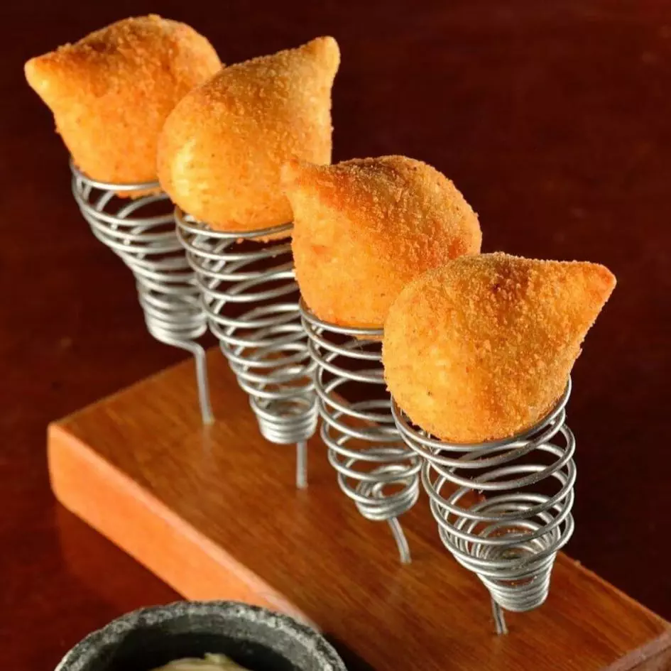 Bar da Dona Onça - Beyond the Bustle: A Culinary Oasis Awaits Zambia - Accommodation Zambia