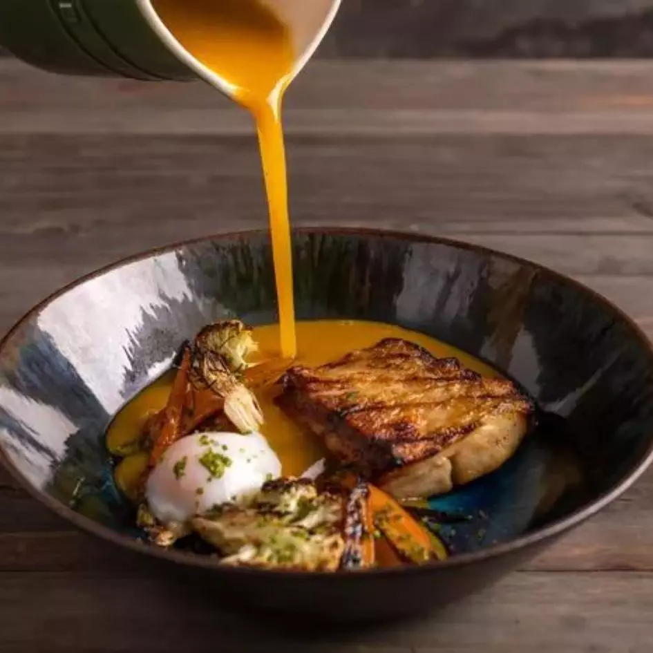 Banzeiro - A Culinary Adventure Deep in the Amazon Zambia - Giraffes