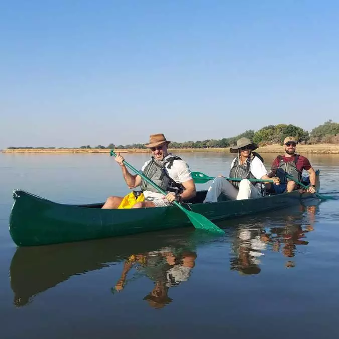 AFRICA WITH NANAN TRAVEL - Mana Pools