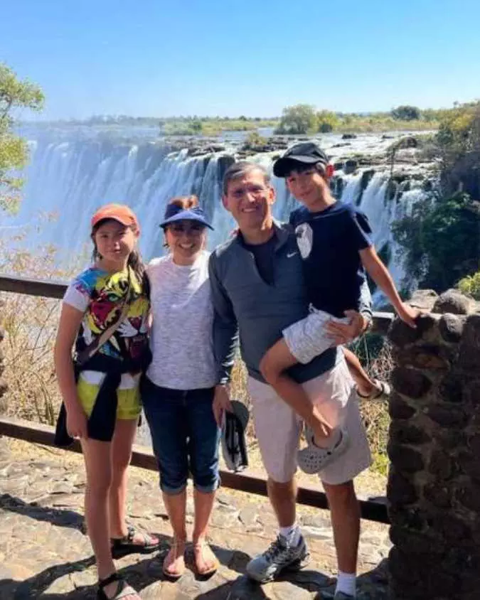 Nanan Travel - Family Luxury Safaris_ 5 Dream Destinations for All Ages - Zambia Nanan Travel - Balancing Luxury & Wilderness in African Safaris _ Ultimate Guide-Germna on safari with tide and time